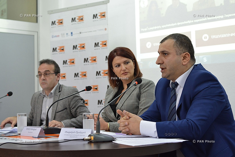 Press conference of the head of Passport and Visa Department of RA Police Mnacakan Bichakhchyan and Chairman of Helsinki Citizens' Assembly – Vanadzor Artur Sakunts