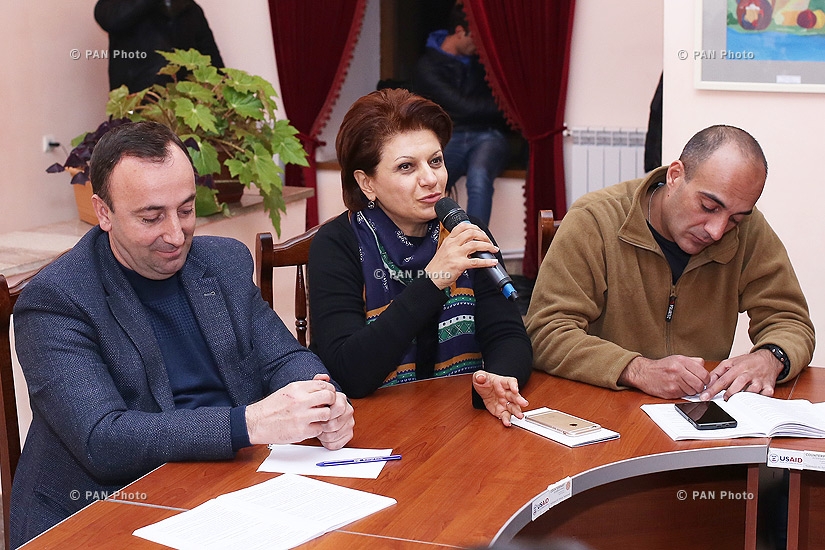 Armenia constitutional amendments' “Yes” and “No” reality TV show in Sisian