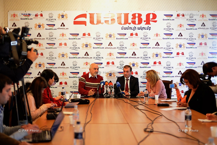 Press conference of National Self Determination Union's leader Paruyr Hayrikyan and RPA member Artak Davtyan
