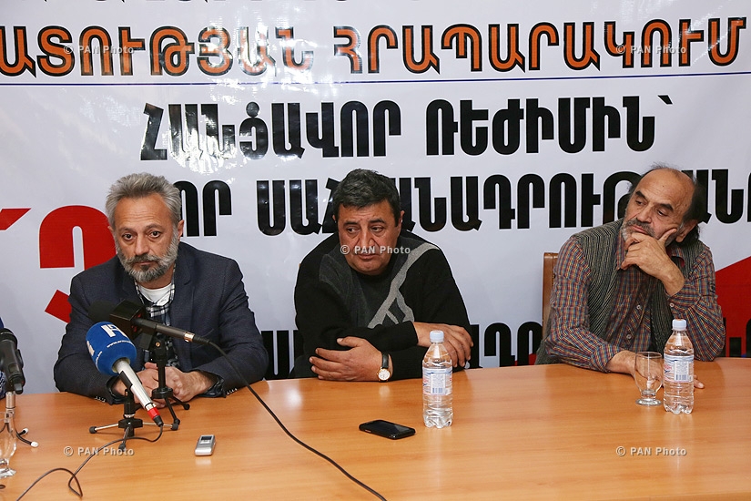 Press conference of the painter, freedom fighter Nikol Aghababyan, scientist Harutyun Karapetyan and playwright, culturologist Khachik Chalikyan