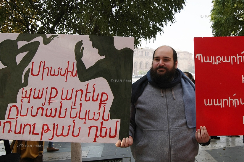  «Ընդդեմ կանանց նկատմամբ բռնության կոալիցիայի» երթը Երևանում