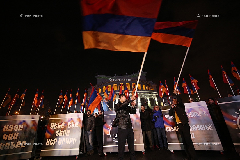 В Ереване стартовал митинг фронта общественного спасения «Новая Армения» против конституционных реформ: День 1