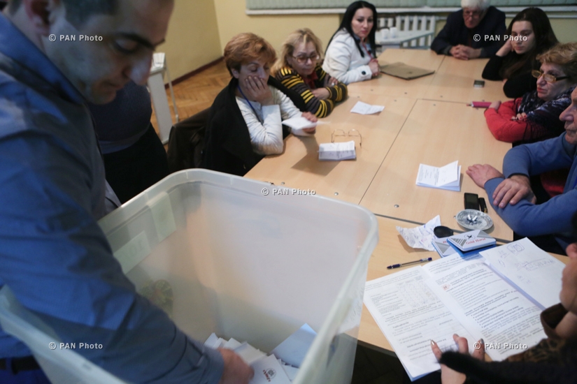 Referendum on constitutional amendments in Armenia: Counting of votes 