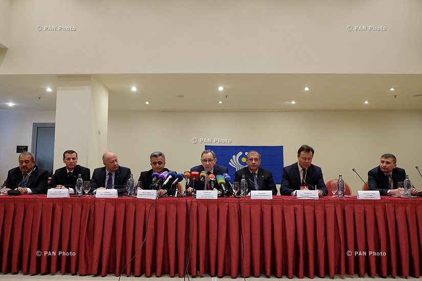Press conference of CIS observation mission representatives