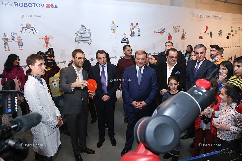 Ball of Robots exhibition kicks off in Yerevan