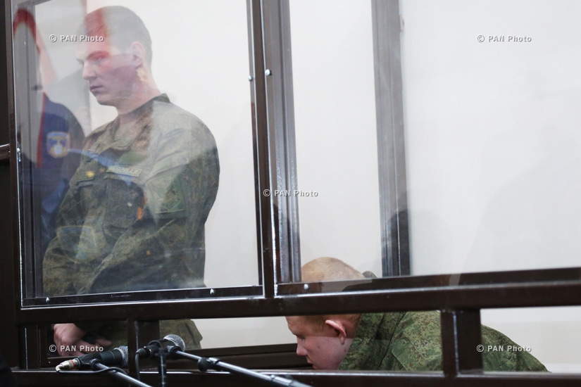 В Гюмри состоялось первое судебное заседание по делу об убийстве семьи Аветисянов