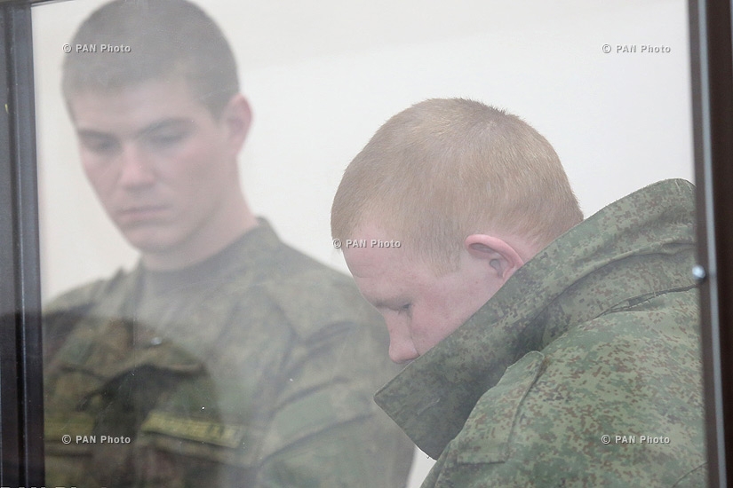 В Гюмри состоялось первое судебное заседание по делу об убийстве семьи Аветисянов