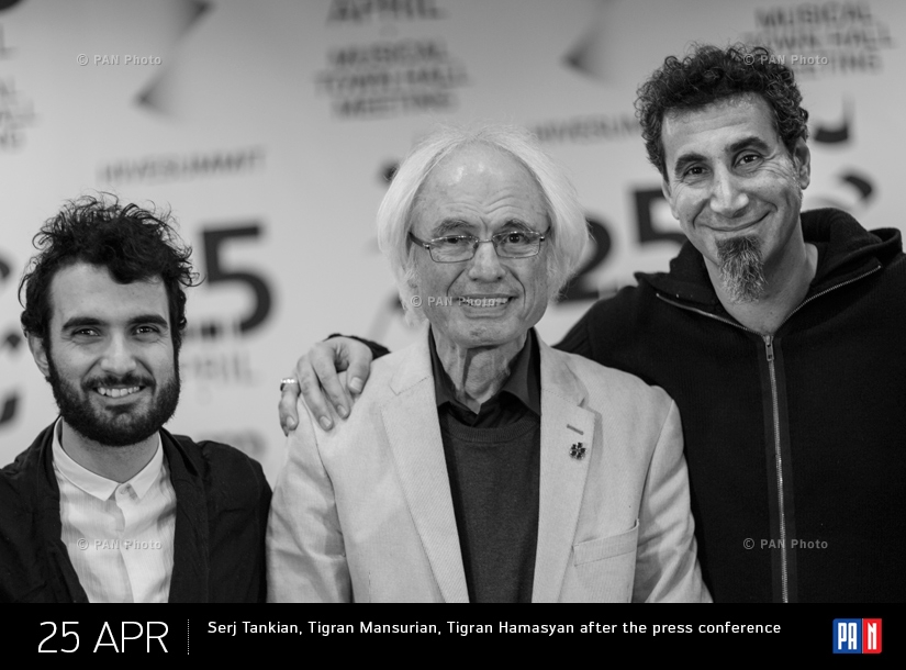 Серж Танкян, Тигран Мансурян и Тигран Амасян после пресс-конференции