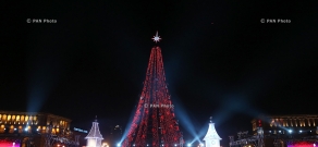 Yerevan's Grand Christmas Tree lights on