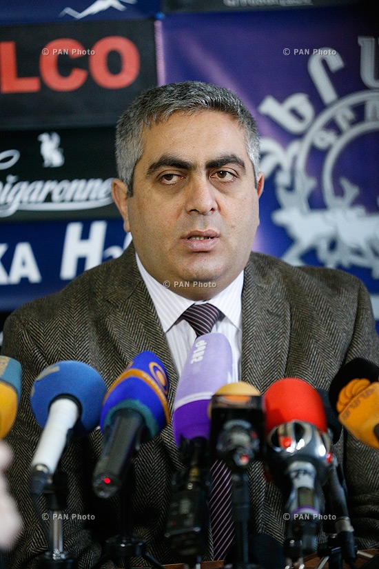 Пресс-конференция пресс-секретаря министра обороны Армении Арцруна Ованнисяна