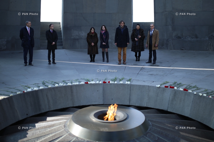 Serbian director and musician Emir Kusturica visits Tsitsernakaberd Memorial 