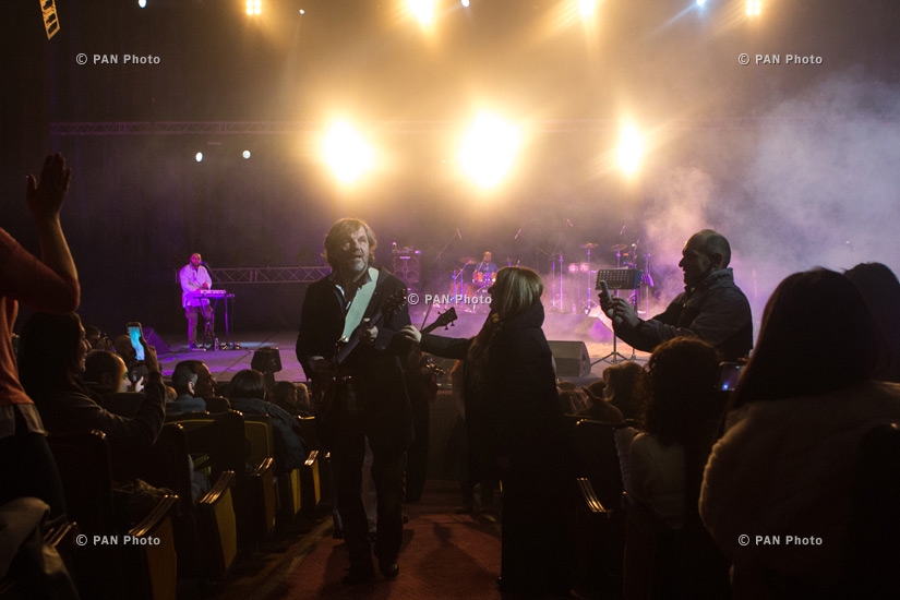 Концерт Эмира Кустурицы и группы The No Smoking Orchestra в Ереване
