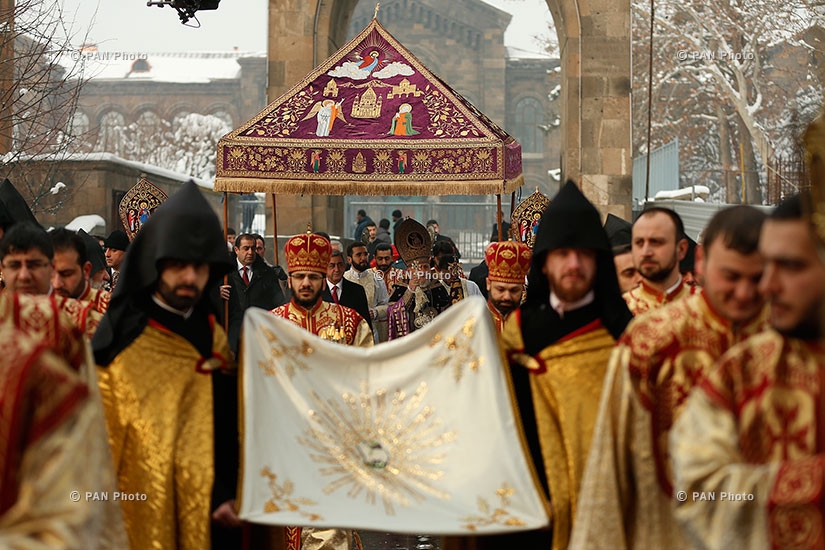 Christmas Liturgy serving ceremony at Mother See of Holy Etchmiadzin 