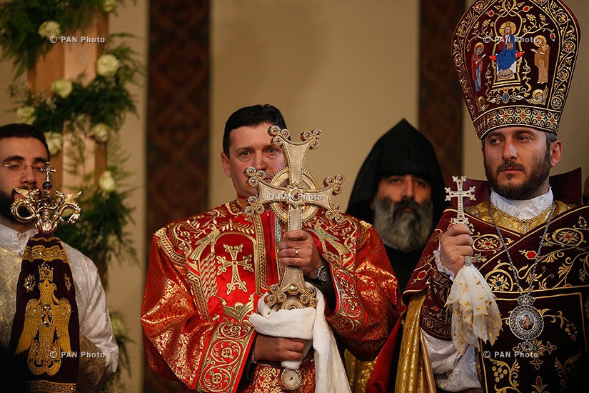 Christmas Liturgy serving ceremony at Mother See of Holy Etchmiadzin 