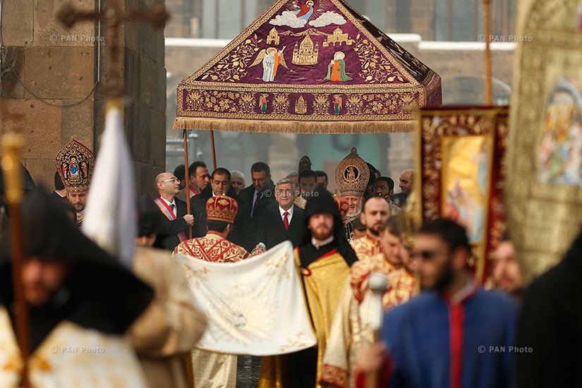 Рождественская литургия в Первопрестольном Святом Эчмиадзине  