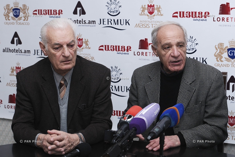 Press conference of the head of Architects' Union Mkrtich Minasyan, architects Anahit Tarkhanyan and Sashur Kalashyan