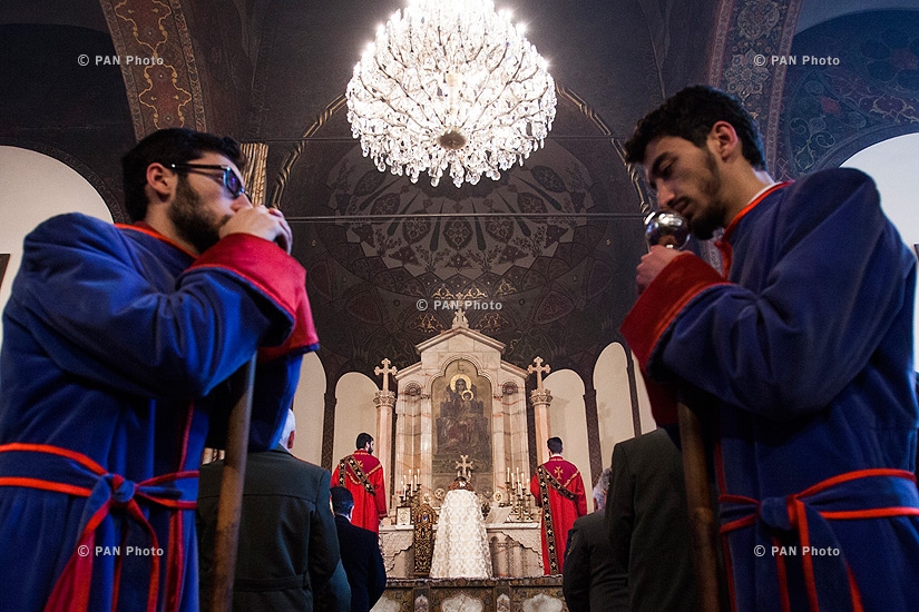 Mother See of Holy Etchmiadzin hosts liturgy and award on the occasion of National Army Day