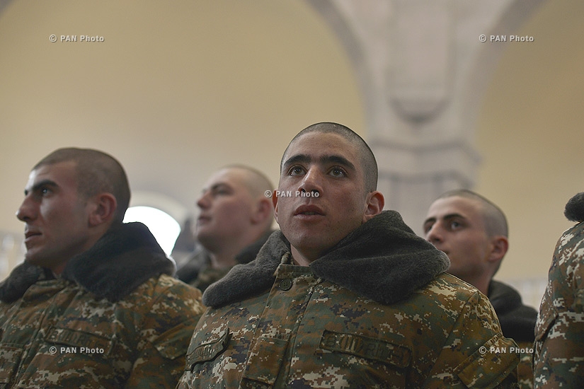 Церемония присяги военнослужащих-срочников воинской части им. А.Озаняна 5-го армейского корпуса ВС РА