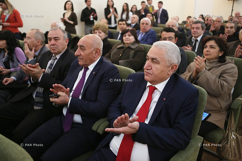Церемония вручения именных стипендий лучшим студентам Национального политехнического университета Армении