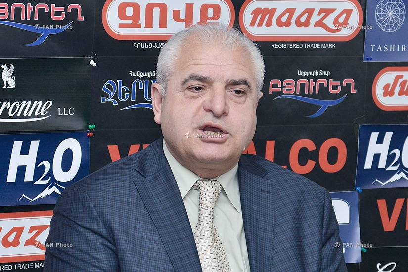 Пресс-конференция бывшего депутата Верховного Совета Армении Азата Аршакяна и депутата от РПА Сукиаса Аветисяна