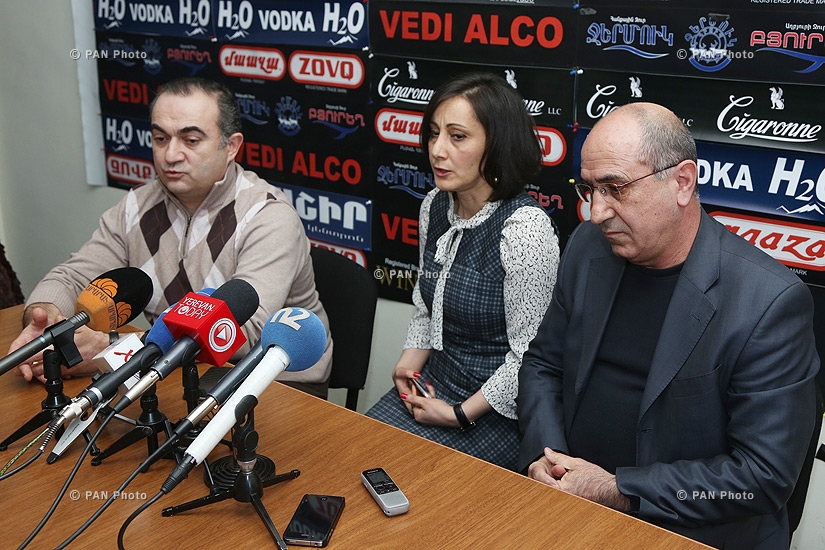 «Ազգային անվտանգություն» կուսակցության նախագահ Գառնիկ Իսագուլյանի և «Ժառանգություն» կուսակցության պատգամավոր Թևան Պողոսյանի մամուլի ասուլիսը