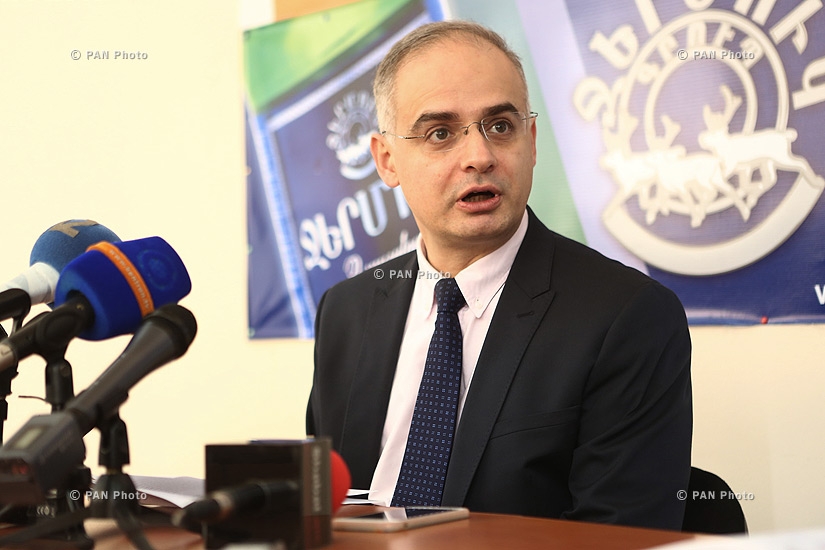 ԱԺ «Հայ ազգային կոնգրես» խմբակցության ղեկավար Լևոն Զուրաբյանի մամուլի ասուլիսը