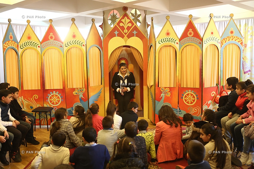 В Ереване в Национальной детской библиотеке Армении имени Хнко- Апера прошла книжная ярмарка детско-юношеской литературы