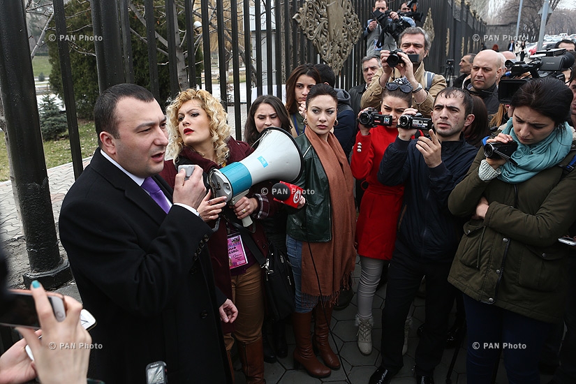 Journalists protest against Republican MP Mher Sedrakyan near the building of Armenian National Assembly
