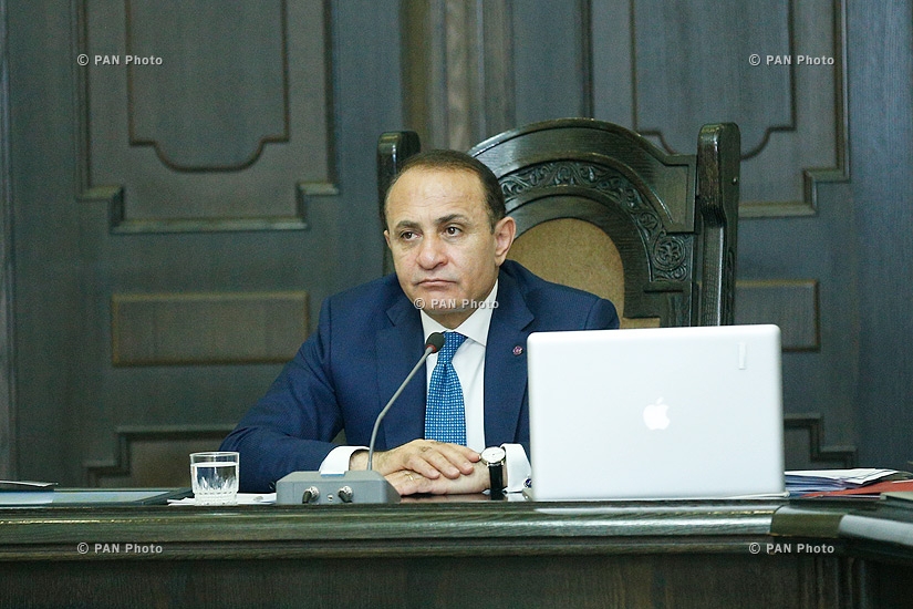 RA Govt.: Government session