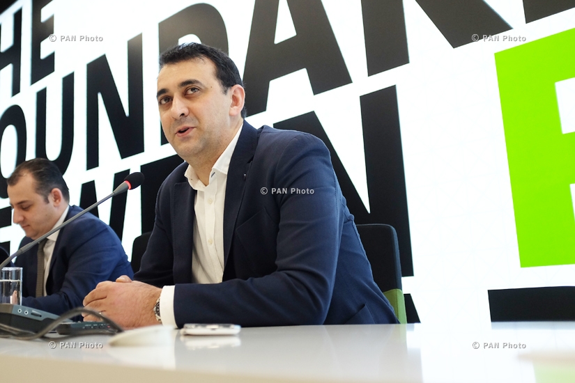 Press conference on the premiere of the film 'Run away or get married'