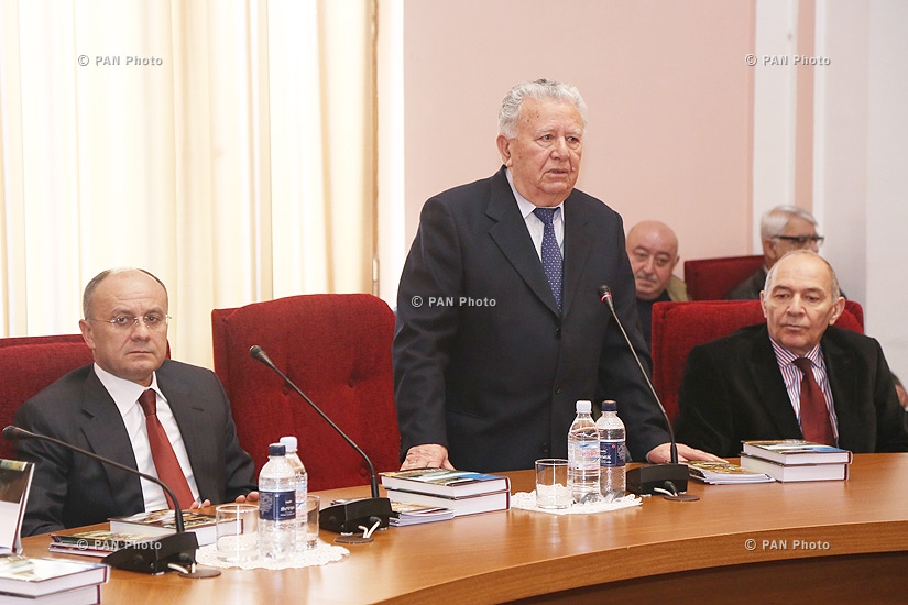 Armenian Defense Minister Seyran Ohanyan visits Armenian National Academy of Sciences