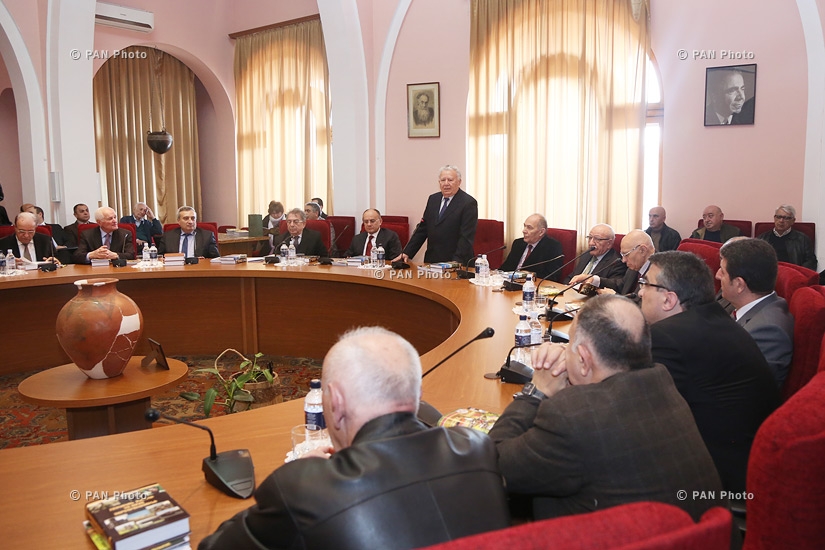 Armenian Defense Minister Seyran Ohanyan visits Armenian National Academy of Sciences