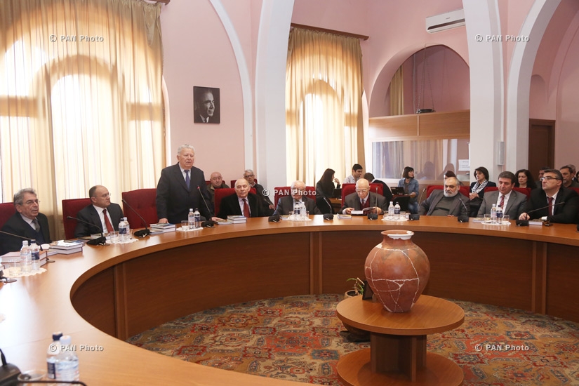 Armenian Defense Minister Seyran Ohanyan visits Armenian National Academy of Sciences