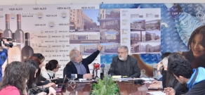 Пресс-конференция директора строительной компании «SGI» Зорика Балаяна и архитектора Исаака Нерсисяна