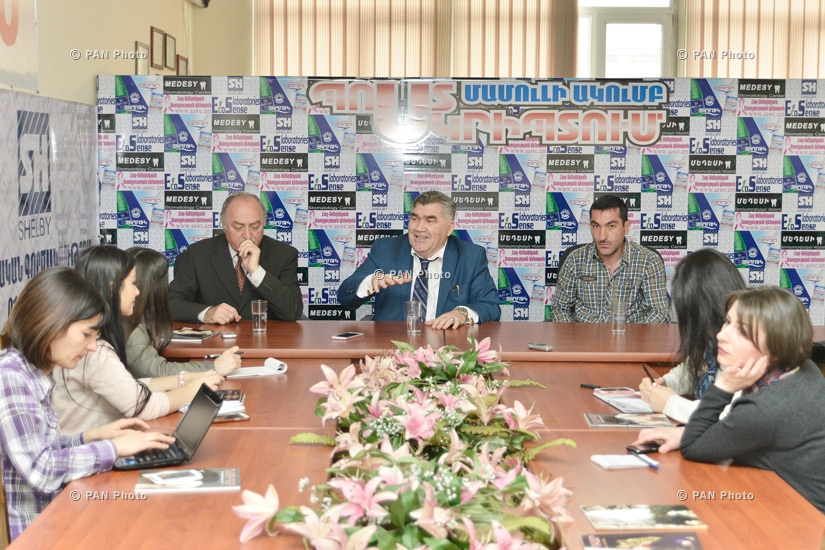 Press conference on World Writers Day 