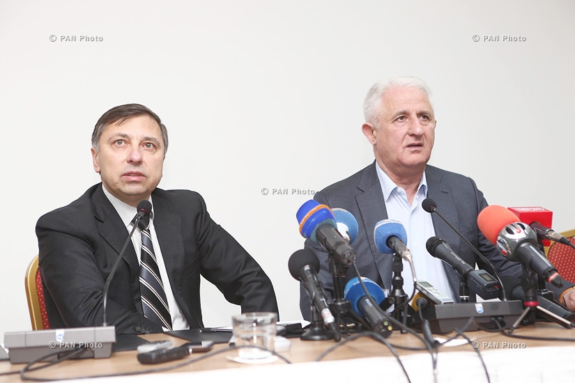 Press conference of shareholders of ''Armenia' airlines Tamaz Gaiashvili and Robert Hovhannisyan