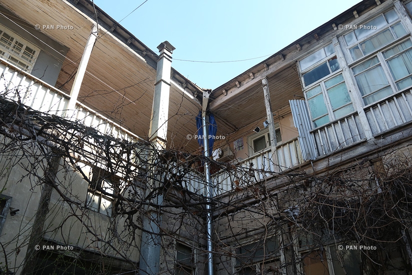 Թումանյան 25-ի շենքը