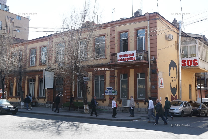 Թումանյան 25-ի շենքը