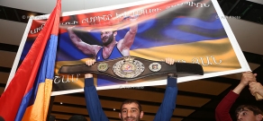 Welcoming Armenia's Greco-Roman wrestling team at Zvartnots International Airport