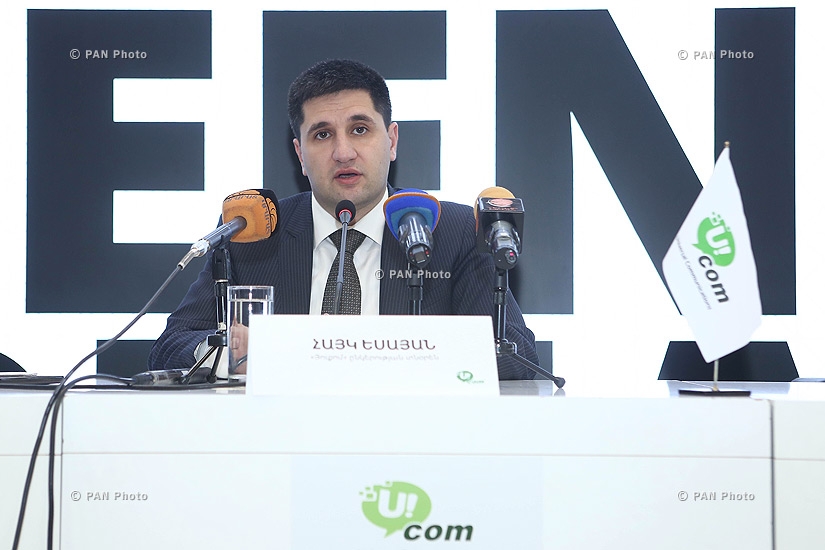 Пресс-конференция директора компании Ucom Айка Есаяна и президента компании Ericsson Nikola Tesla Гордана Ковачевича