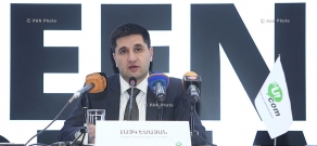Пресс-конференция директора компании Ucom Айка Есаяна и президента компании Ericsson Nikola Tesla Гордана Ковачевича