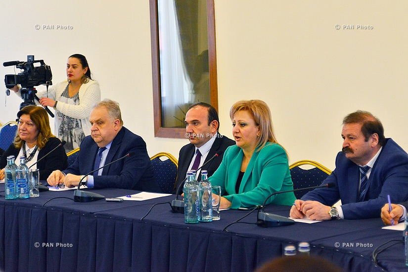 RA Minister of Education and Science Levon Mkrtchyan meets with the principals of 110 school centers