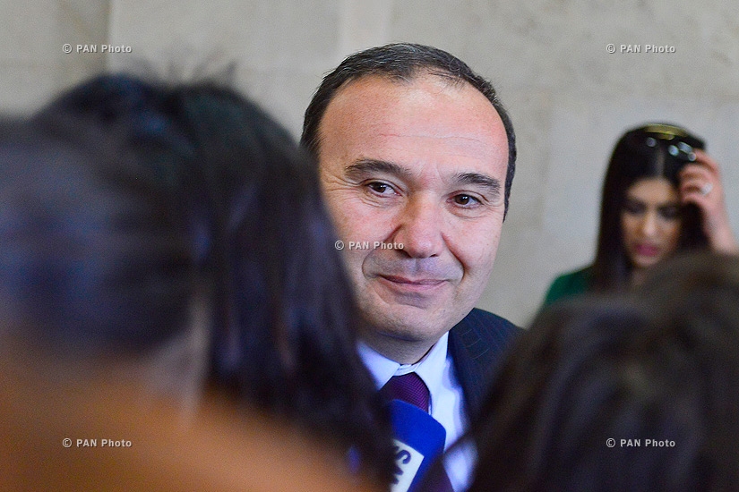 RA Minister of Education and Science Levon Mkrtchyan meets with the principals of 110 school centers