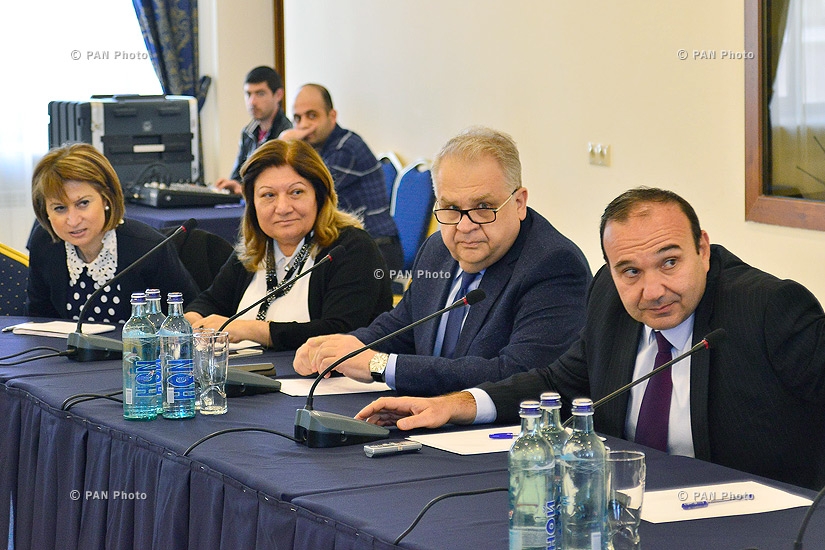 RA Minister of Education and Science Levon Mkrtchyan meets with the principals of 110 school centers