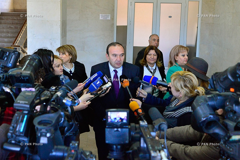 RA Minister of Education and Science Levon Mkrtchyan meets with the principals of 110 school centers