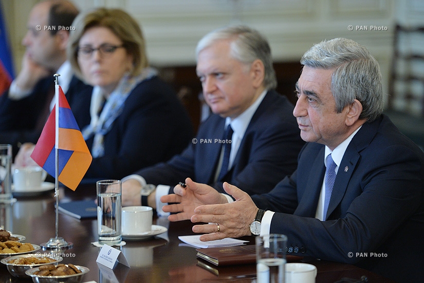 Աթենքում նախագահ Սերժ Սարգսյանը հանդիպել է Հունաստանի վարչապետ Ալեքսիս Ցիպրասի հետ