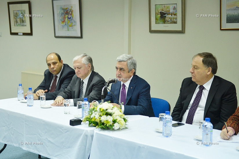 ՀՀ նախագահ Սերժ Սարգսյանը հանդիպել է Համայն Կիպրոսի Արքեպիսկոպոսի և կիպրահայ համայնքի ներկայացուցիչների հետ