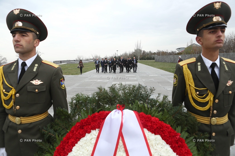 Министр иностранных дел Грузии Михеил Джанелидзе посетил Мемориальный комплекс «Цицернакаберд»