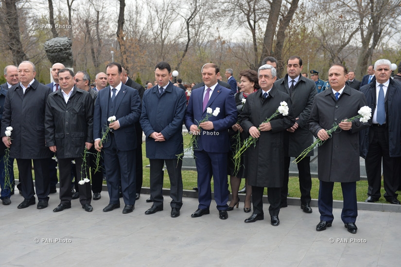 Yerevan commemorates ex-PM Andranik Margaryan