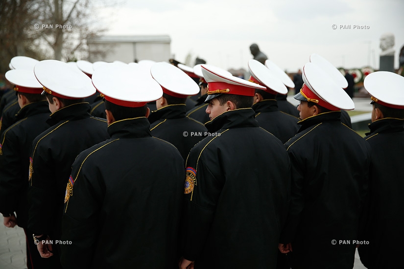 Yerevan commemorates ex-PM Andranik Margaryan